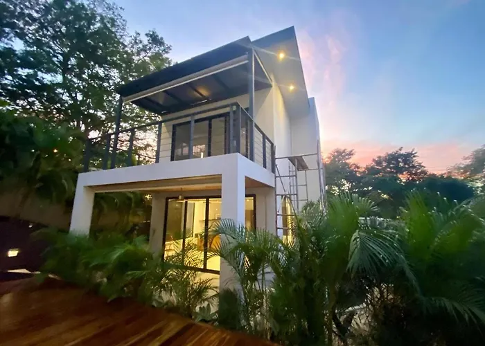 Casa Indy 3bdrm With Pool In Town Centre *