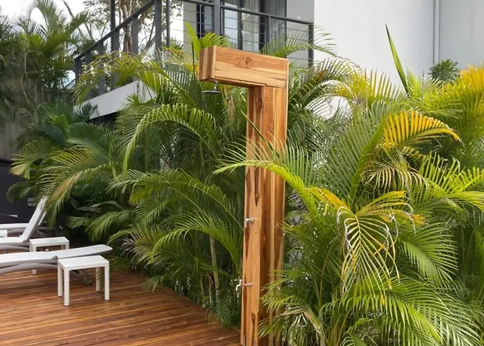 Villa Casa Indy 3bdrm With Pool In Town Centre